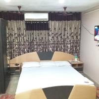 Двухместный (Двухместный номер с 1 кроватью и собственной ванной комнатой) гостевого дома Royal Guest House & Service Apartment, Калькутта