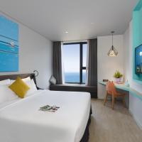 Трехместный (Двухместный номер «Премиум» с 1 кроватью) отеля ibis Styles Nha Trang, Нячанг