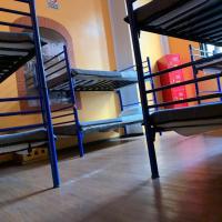 Номер (Кровать в общем 6-местном номере для мужчин и женщин) хостела Hostel Amigo, Мехико