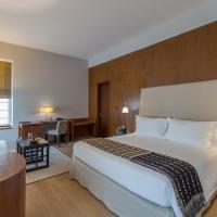 Двухместный (Номер Делюкс) отеля The Manor New Delhi, Нью-Дели