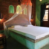 Двухместный (Предложение для дневного размещения (с 09:00 до 17:00 в тот же день) - Двухместный номер Делюкс с 1 кроватью (приветственный напиток, вечерний чай/) виллы Villa Araliya, Негомбо