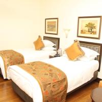 Двухместный (Deluxe Room Various View  Twin Bed) отеля Taj Bengal, Калькутта