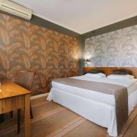 Сьюит (Люкс с кроватью размера «queen-size» и 2 односпальными кроватями) отеля Best Western Hotel Cristal, Белосток