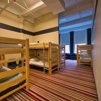 Номер (Кровать в общем 10-местном номере для женщин) хостела HI Chicago Hostel, Чикаго