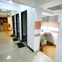 Одноместный (Стандартный одноместный номер с общей ванной комнатой) гостевого дома Happio, Бангкок