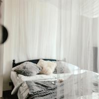 Двухместный (Двухместный номер с 1 кроватью и балконом) хостела Wake Up Wellness Hostel, Брно