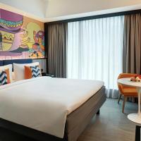 Двухместный (Улучшенный номер с кроватью размера «queen-size») отеля ibis Styles Jakarta Tanah Abang, Джакарта