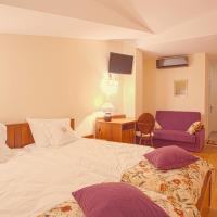 Трехместный (Стандартный трехместный номер) апарт-отеля Aparthotel Grodzka 21, Краков