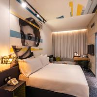Двухместный (Стандартный двухместный номер с 1 кроватью) отеля Studio One Hotel, Дубай
