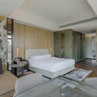 Двухместный (Клубный номер Делюкс с кроватью размера «king-size») отеля Grand Hyatt Shenyang, Шэньян