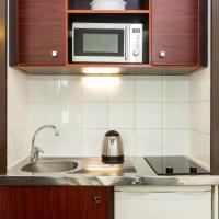 Студио (Просторный улучшенный номер-студио (для 2 взрослых)) апарт-отеля Aparthotel Adagio Access Paris Porte De Charenton, Париж