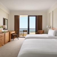 Двухместный (Улучшенный номер «Аль-Ваха» с 2 отдельными кроватями и видом на море) курортного отеля Shangri-La Barr Al Jissah Resort & Spa, Маскат