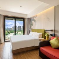 Двухместный (Двухместный номер "Комфорт" с видом на реку) отеля Hampton By Hilton Sanya Bay, Санья