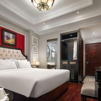 Двухместный (Двухместный номер Делюкс с 1 кроватью и балконом) отеля Acoustic Hotel & Spa, Ханой