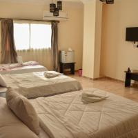 Трехместный (Трехместный номер «Комфорт») хостела Three Giza pyramids inn, Каир