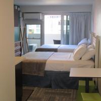 Двухместный (Standard 2 Double Room) отеля Waikiki Central Hotel - No Resort Fees, Гонолулу