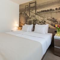 Двухместный (Номер Делюкс с кроватью размера «queen-size») отеля Hotel Royal Inn, Белград