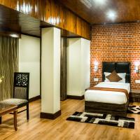 Двухместный (Двухместный номер Делюкс с 1 кроватью) отеля Tin Tin Boutique Hotel by Sumi Yashshree complex Bijanbari, Дарджилинг