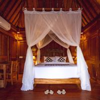 Вилла (Люкс Wooden, вид на рисовое поле и бассейн) виллы Puri Landu Ubud Luxury Villas, Убуд