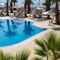 Сьюит (Люкс с балконом с видом на море) отеля Radisson Blu Resort & Thalasso Hammamet, Хаммамет