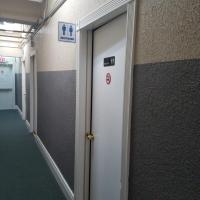 Трехместный (Трехместный номер с общей ванной комнатой) хостела Orange Village Hostel, Сан-Франциско