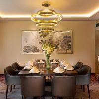 Сьюит (Дипломатический люкс) отеля Kempinski Hotel Beijing Lufthansa Centre, Пекин