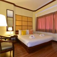 Двухместный (Улучшенный двухместный номер с 1 кроватью) отеля Grand Business Inn, Бангкок