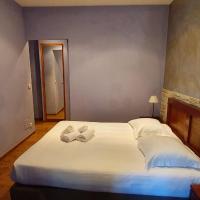 Двухместный (Premium Double Room Terrace with indoor patio view) отеля Hôtel Bella Vista, Порто