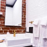 Двухместный (Номер Делюкс с кроватью размера «king-size») отеля H by H Hospitality, Лос-Анджелес