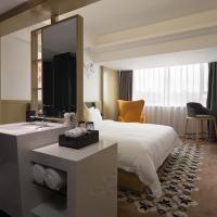 Двухместный (Executive Kingbed Room) отеля Paco Business Hotel Jiangtai Metro Station Branch, Гуанчжоу