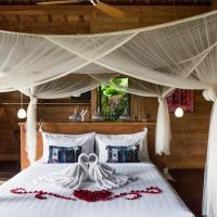 Сьюит (Специальное романтическое предложение в улучшенном люксе с видом на сад) курортного отеля Blue Karma Nestling Ubud, Убуд