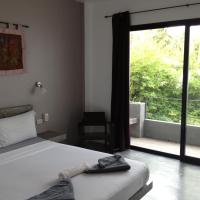 Двухместный (Улучшенный двухместный номер с 1 кроватью) гостевого дома Sairee Sairee, Ко Тао