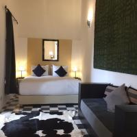 Двухместный (Double Room Soufa) отеля Riad Dar Soufa, Рабат