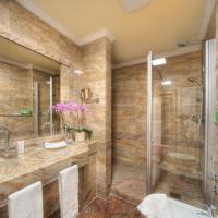 Двухместный (Двухместный номер с 1 кроватью и видом на горы) отеля Häcker´s Grand Hotel, Висбаден