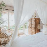 Сьюит (Полулюкс с видом на море) курортного отеля Dreamsea Bali, Улувату