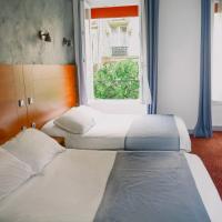 Трехместный (Трехместный номер) отеля Hotel Paris Bruxelles, Париж