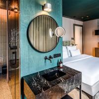 Двухместный (Большой двухместный номер с 1 кроватью) отеля Hotel Citadel, Амстердам