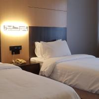 Двухместный (Улучшенный двухместный номер с 1 кроватью) отеля Ariston Hotel Bangkok, Бангкок