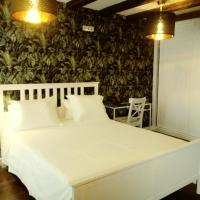 Двухместный (Улучшенный двухместный номер с 2 отдельными кроватями) гостевого дома La Fonda de Candeleda, Мадрид