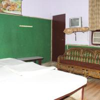 Двухместный (Двухместный номер Делюкс с 1 кроватью и душем) отеля Hotel Raj, Агра