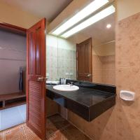 Двухместный (Двухместный номер Делюкс с 1 кроватью или 2 отдельными кроватями, доступ к бассейну) отеля Blue Beach Grand Resort And Spa, Пхукет