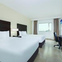 Двухместный (Номер с 2 кроватями размера «queen-size» — Подходит для гостей с ограниченными возможностями передвижения/Для некурящих) отеля LQ Hotel by La Quinta Cancun, Канкун