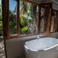 Сьюит (Люкс с ванной и видом на джунгли) отеля Hotel Poc Na Tulum, Тулум