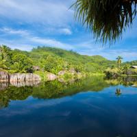 Двухместный (Двухместный номер с 1 кроватью и видом на холм) курортного отеля Kempinski Seychelles Resort, Такамака