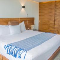 Двухместный (Улучшенный номер с кроватью размера «king-size») отеля Hotel Plaza Kokai Cancún, Канкун