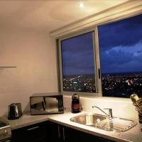 Сьюит (Люкс с 2 спальнями, вид на море) апарт-отеля Suites Malecon Cancun, Канкун