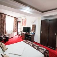 Двухместный (Двухместный номер с 1 кроватью и балконом) отеля Hotel Razvan, Бухарест