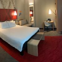 Двухместный (Номер с кроватью размера queen-size и дополнительной кроватью) отеля Ibis Gdansk Stare Miasto, Гданьск