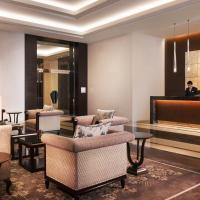 Сьюит (One-Bedroom Sky Suite - Smoking) отеля Fairmont Jakarta, Джакарта
