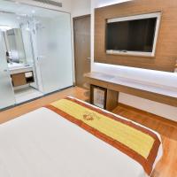 Двухместный (Двухместный номер Делюкс с 1 кроватью) отеля Prague Airport Hotel, Хошимин